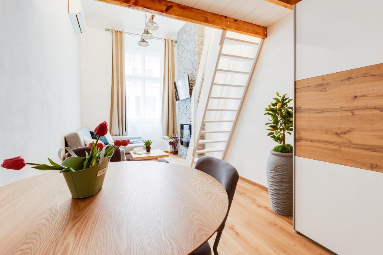Dream Duplex On Riverside Prague Luaran gambar